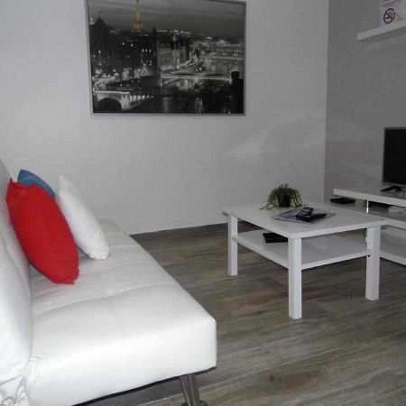 Apartamento Lola คอร์ราเลโฮ ภายนอก รูปภาพ