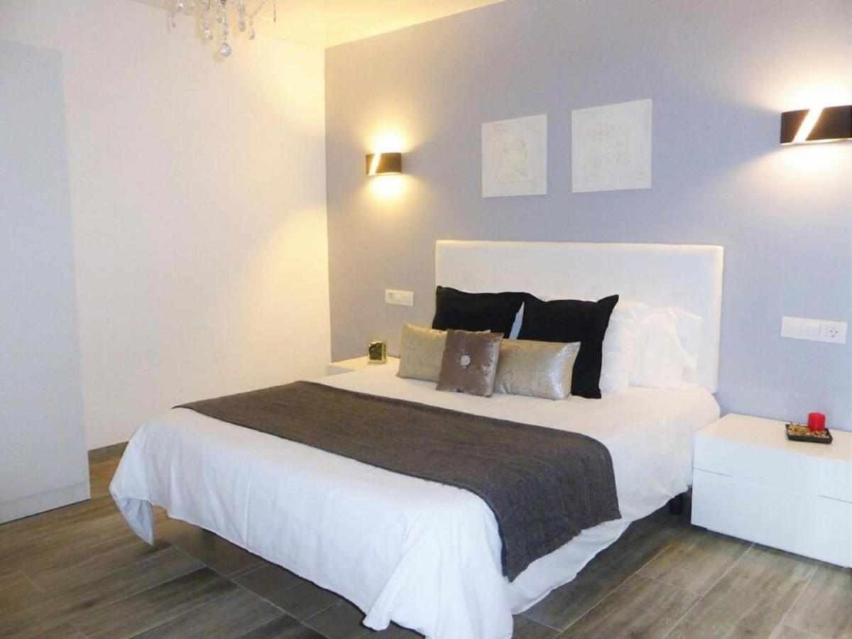 Apartamento Lola คอร์ราเลโฮ ภายนอก รูปภาพ
